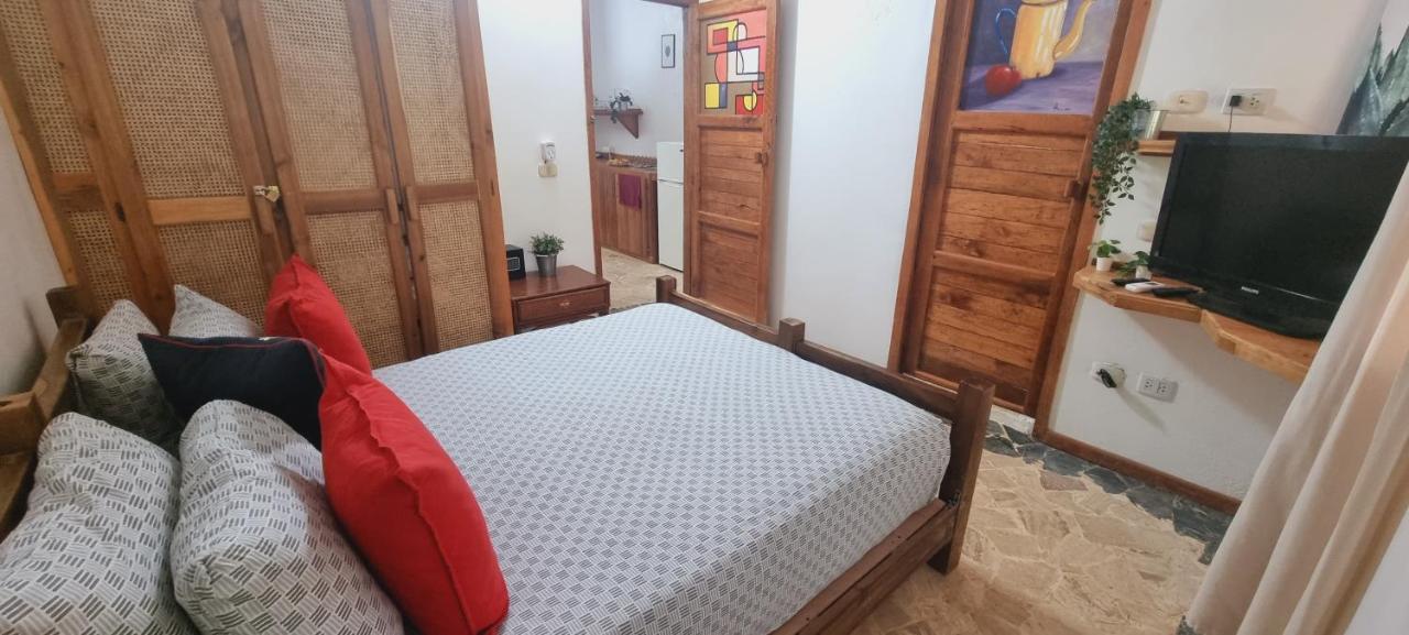 El Jardin Del Coco, Apartamento 14 - Near La Playita Beach 拉斯加勒拉斯 外观 照片